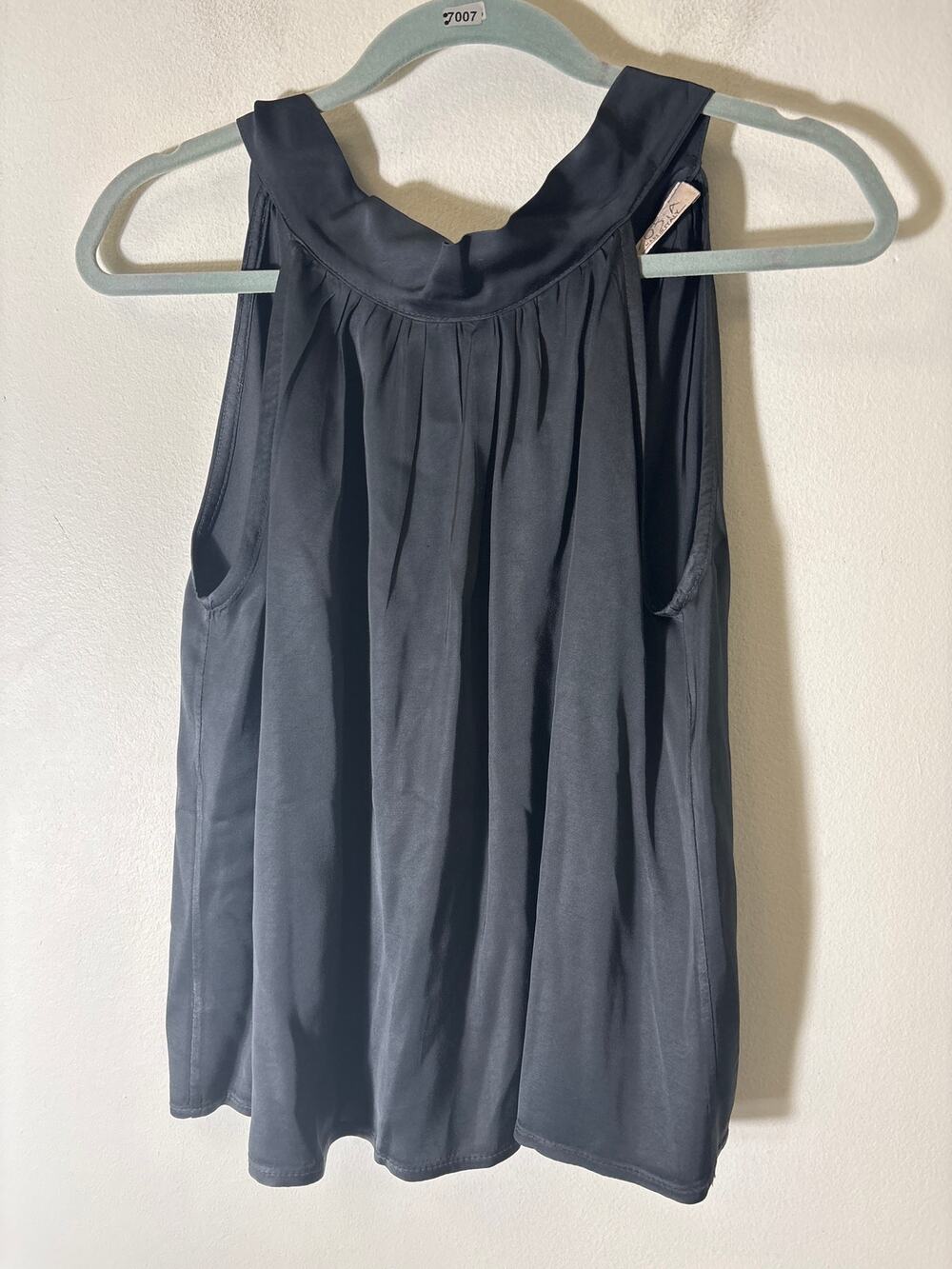 Sofia Made in Italy Charcoal Gray Sleeveless Top Sz M
